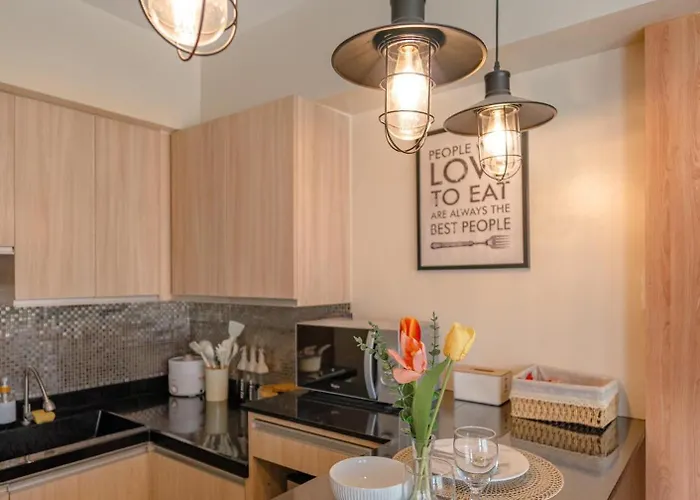 Aparthotel Mabolo Garden Flats - Cozy In With Lights View *